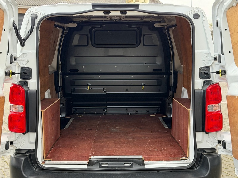 Citroen Dispatch BlueHDi 1400 Enterprise M - U2107