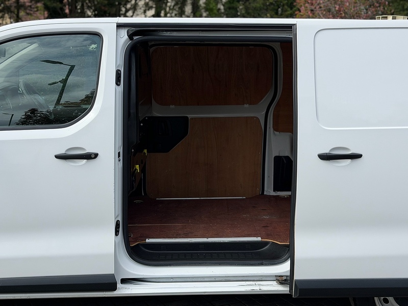 Citroen Dispatch BlueHDi 1400 Enterprise M - U2107