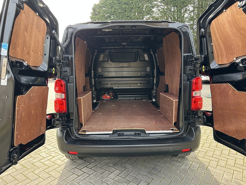 Citroen Dispatch BlueHDi 1400 Enterprise M - U2118