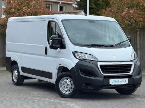 Peugeot Boxer 2.2 BlueHDi 335 Professional Premium + Panel Van 5dr Diesel Manual L3 H2 Euro 6 (s/s) (140 ps)
