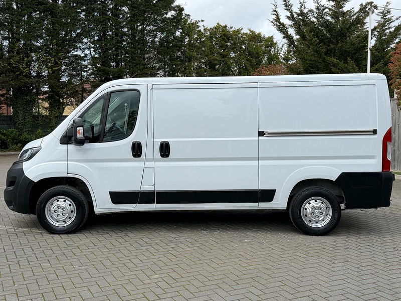 Peugeot Boxer BlueHDi 335 S - U2125