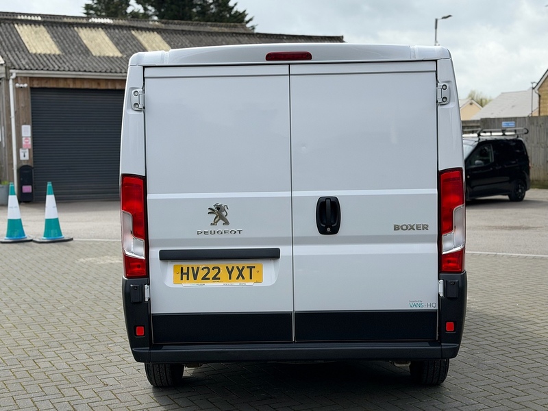 Peugeot Boxer BlueHDi 335 S - U2125
