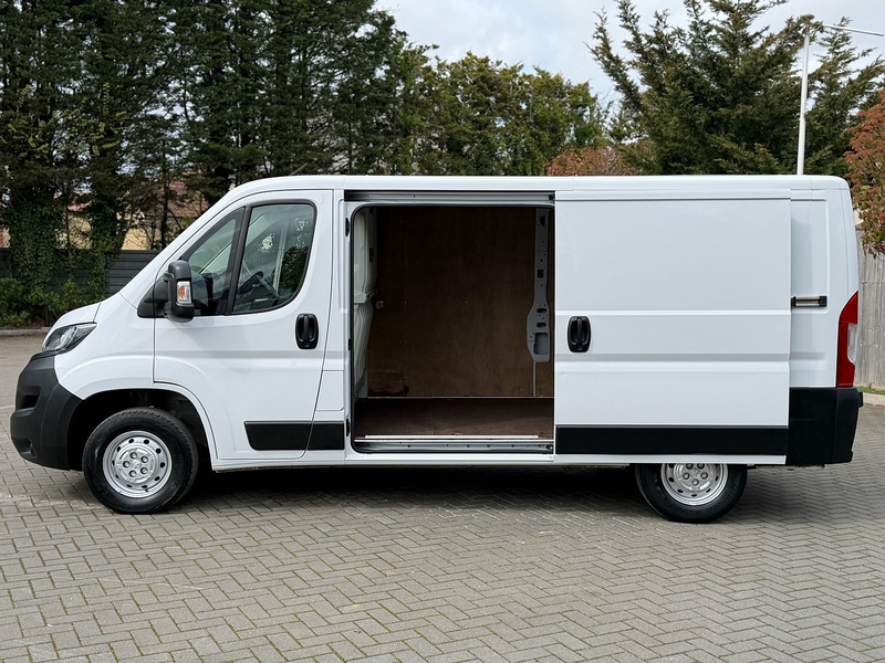 Peugeot Boxer BlueHDi 335 S - U2125