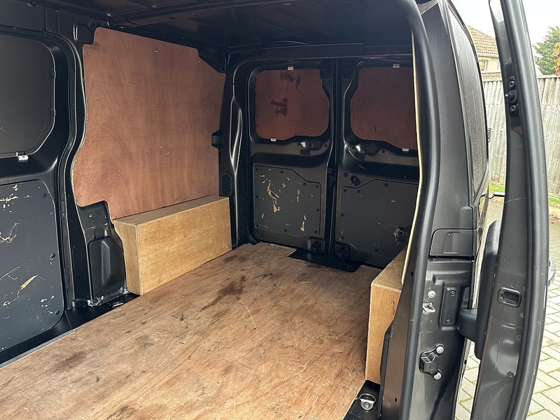 Vauxhall Vivaro Turbo D 2700 Pro - U2144