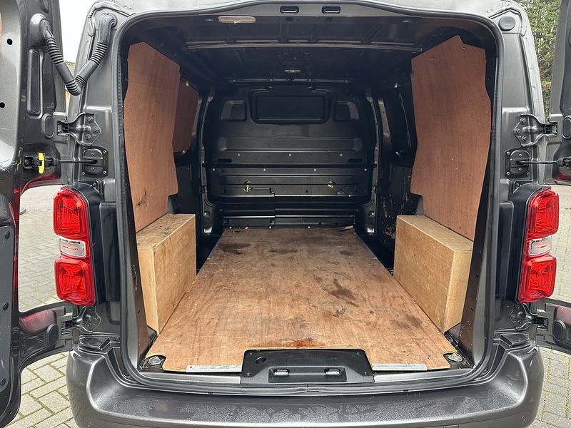 Vauxhall Vivaro Turbo D 2700 Pro - U2144