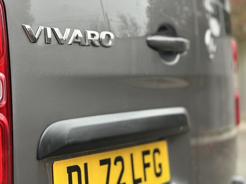 Vauxhall Vivaro Turbo D 2700 Pro - U2144