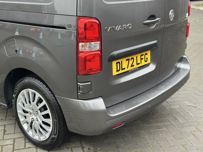 Vauxhall Vivaro Turbo D 2700 Pro - U2144