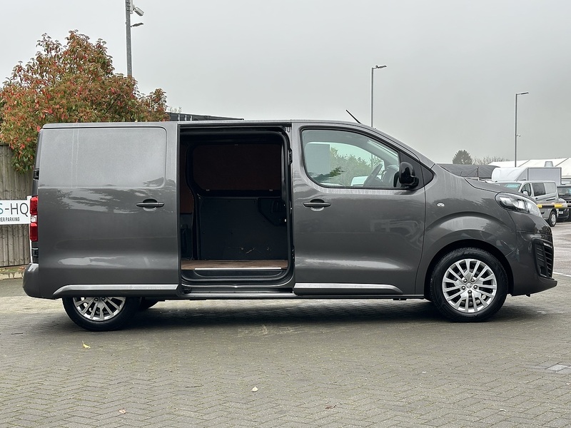Vauxhall Vivaro Turbo D 2700 Pro - U2144