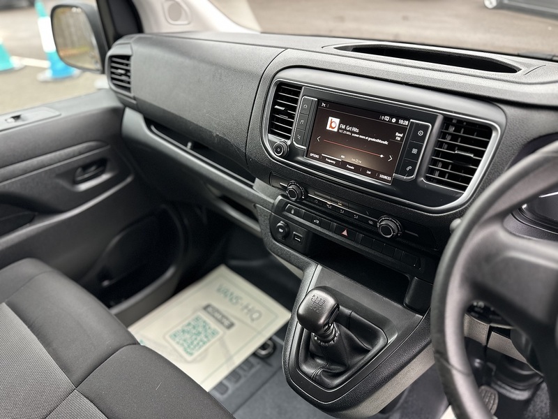 Vauxhall Vivaro Turbo D 2700 Pro - U2144