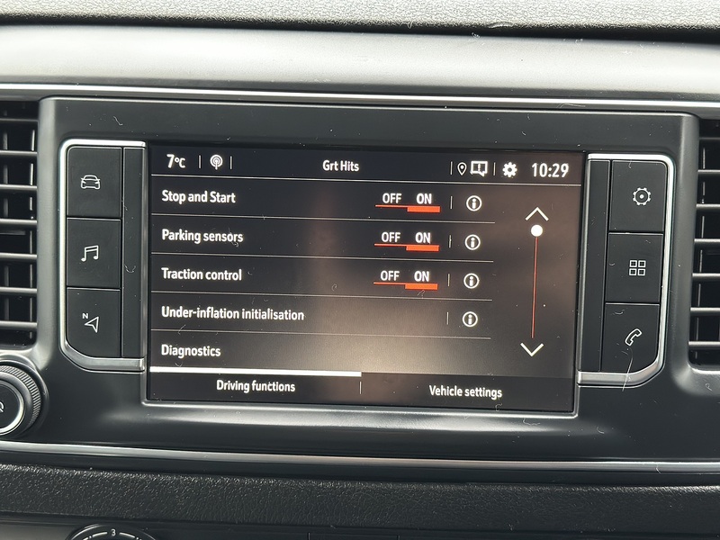 Vauxhall Vivaro Turbo D 2700 Pro - U2144