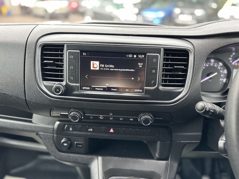 Vauxhall Vivaro Turbo D 2700 Pro - U2144