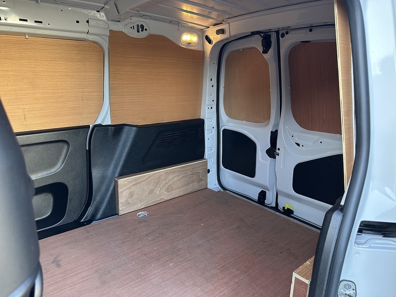 Peugeot Partner BlueHDi 1000 Professional Premium - U2159