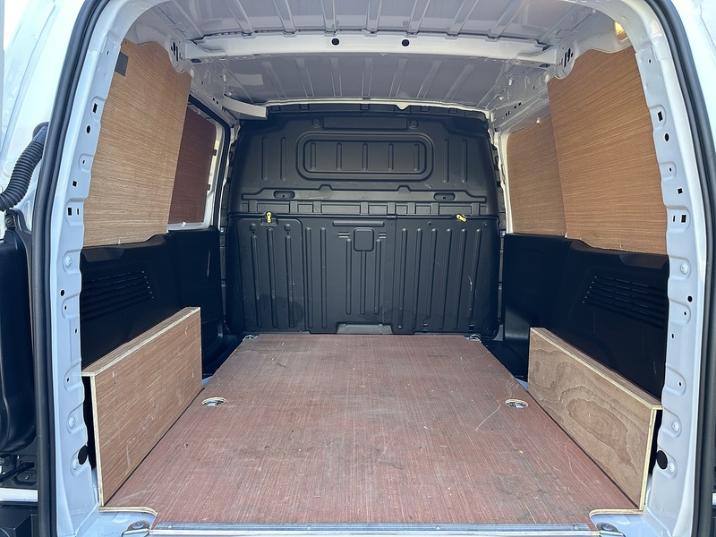 Peugeot Partner BlueHDi 1000 Professional Premium - U2159