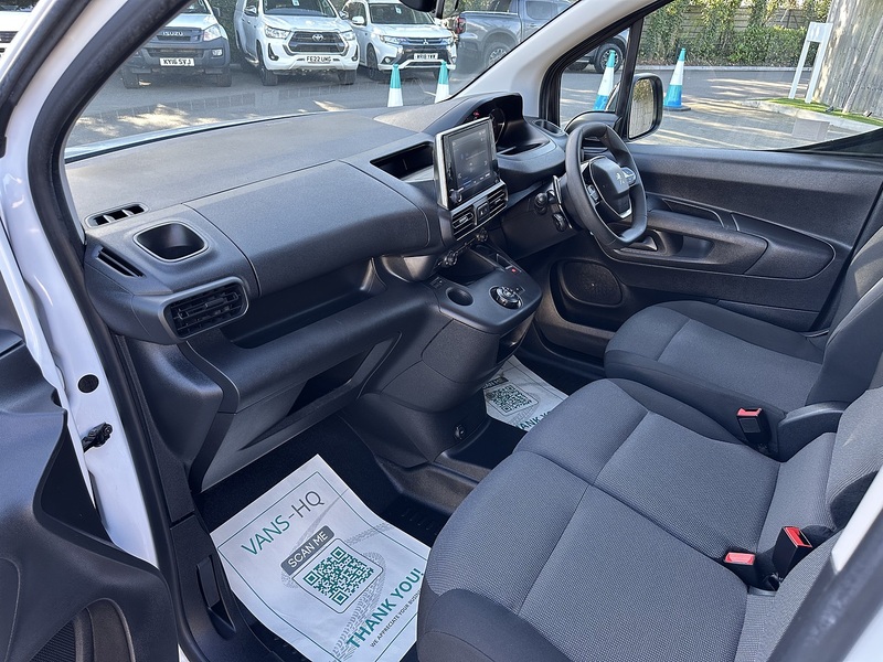 Peugeot Partner BlueHDi 1000 Professional Premium - U2159