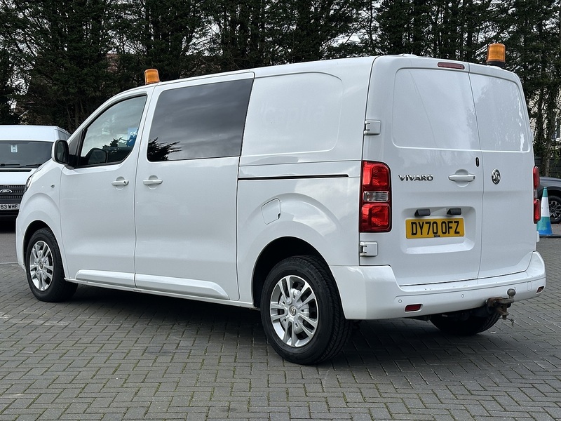 Vauxhall Vivaro Turbo D 3100 Sportive - U2161