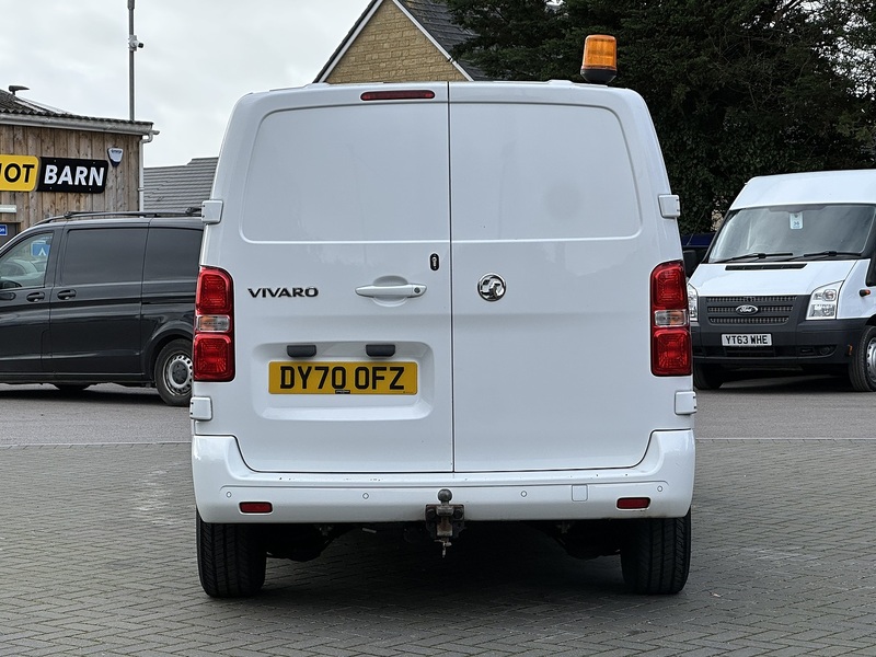 Vauxhall Vivaro Turbo D 3100 Sportive - U2161
