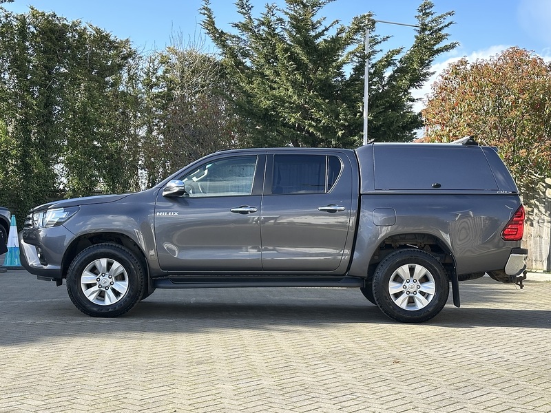 Toyota Hilux D-4D Icon - U2162