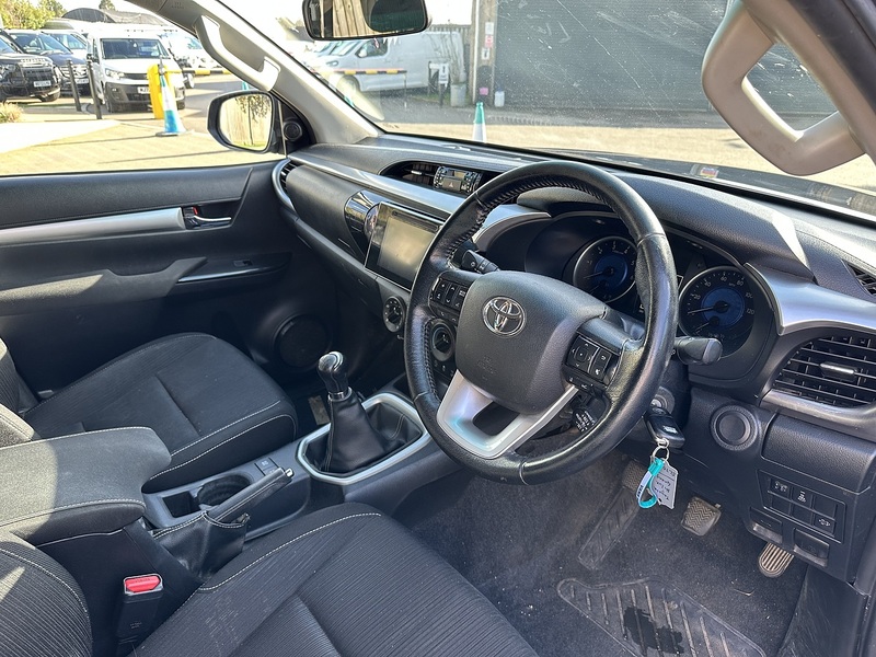 Toyota Hilux D-4D Icon - U2162