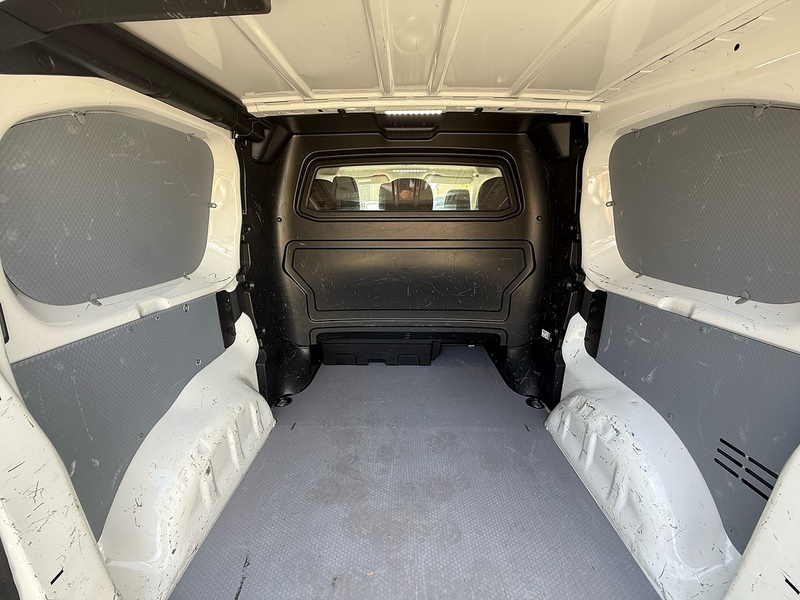 Vauxhall Vivaro Turbo D 3100 Sportive - U2163