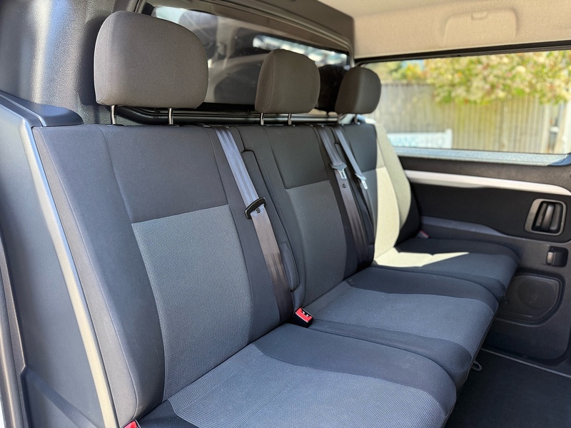 Vauxhall Vivaro Turbo D 3100 Sportive - U2163