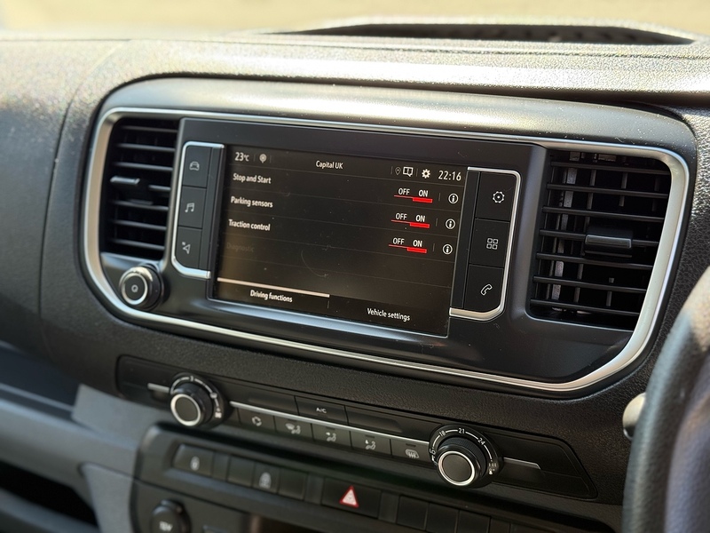 Vauxhall Vivaro Turbo D 3100 Sportive - U2163