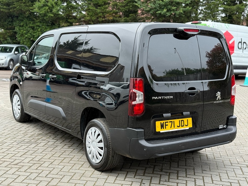Peugeot Partner BlueHDi 950 Professional Premium - U2165