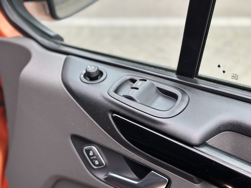 Ford Transit Custom 320 EcoBlue Limited - U2169