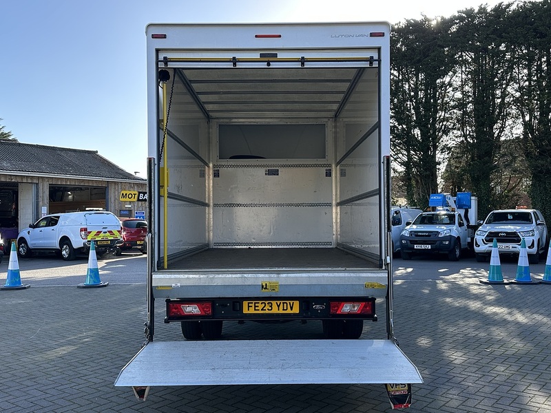 Ford Transit 350 EcoBlue Leader - U2175