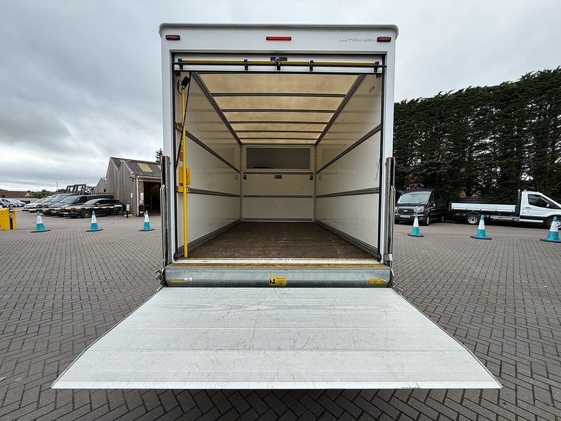 Ford Transit 350 EcoBlue Leader - U2175