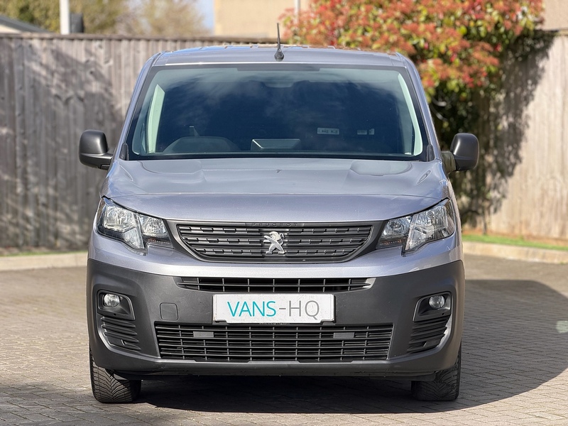 Peugeot Partner BlueHDi 950 Professional Premium - U2176