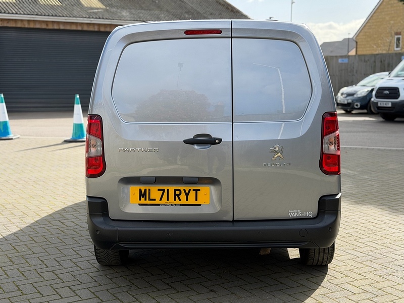 Peugeot Partner BlueHDi 950 Professional Premium - U2176