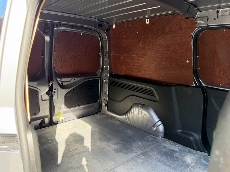 Peugeot Partner BlueHDi 950 Professional Premium - U2176