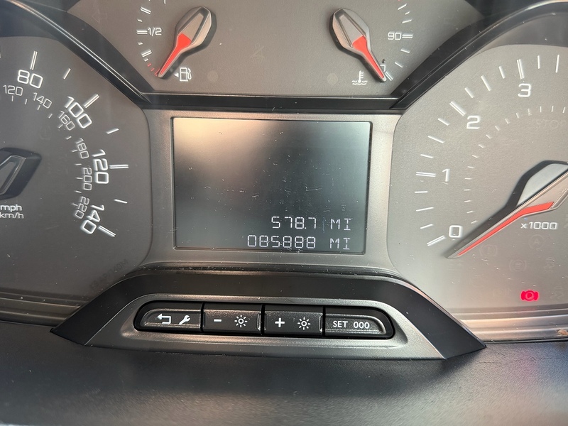 Peugeot Partner BlueHDi 950 Professional Premium - U2176