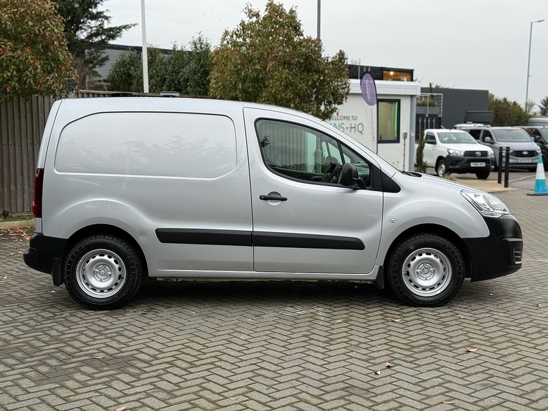 Peugeot Partner BlueHDi 854 SE - U2180