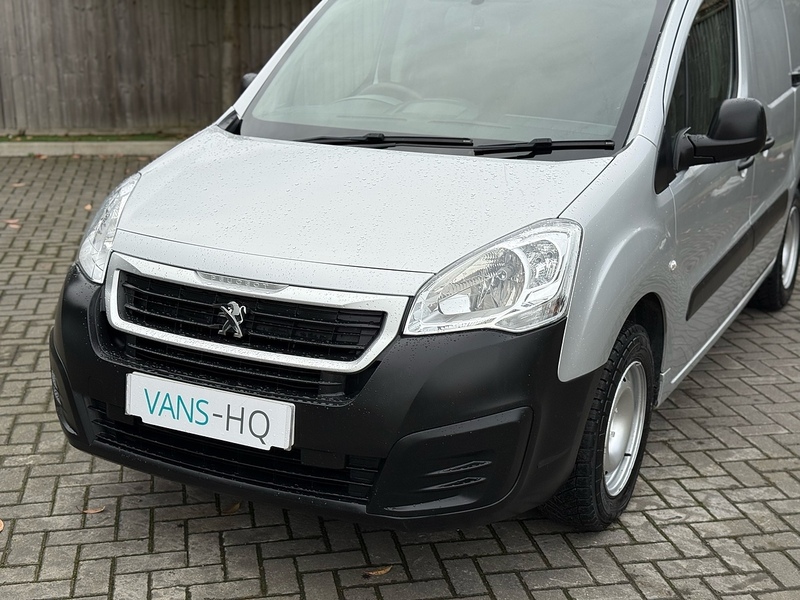 Peugeot Partner BlueHDi 854 SE - U2180