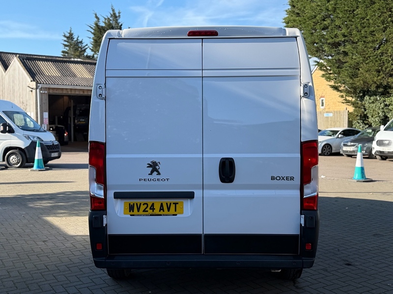 Peugeot Boxer BlueHDi 335 Professional Premium + - U2192