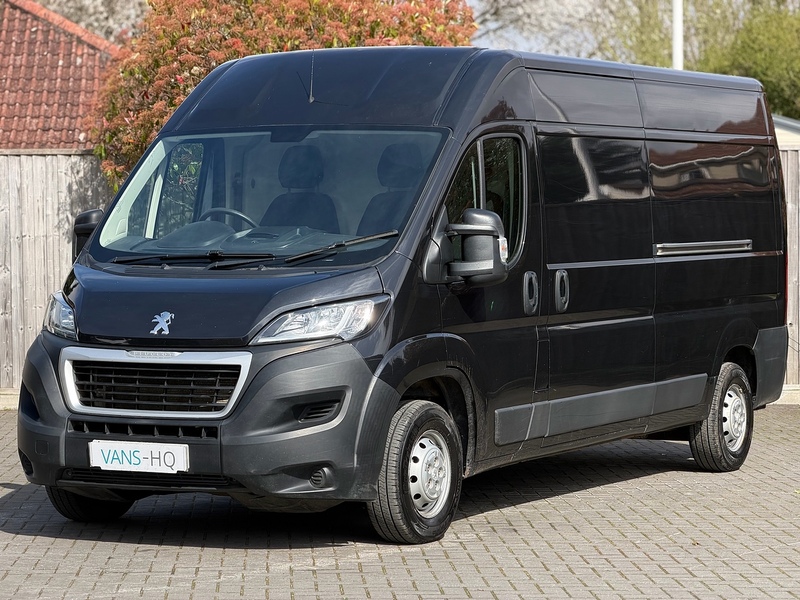 Peugeot Boxer BlueHDi 335 Professional - U2196