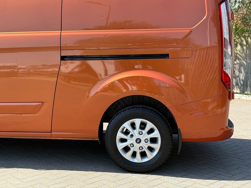 Ford Transit Custom 300 EcoBlue Limited - U2214