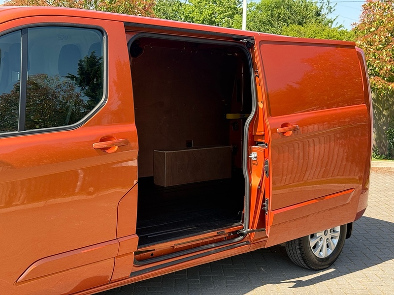 Ford Transit Custom 300 EcoBlue Limited - U2214