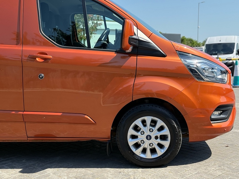 Ford Transit Custom 300 EcoBlue Limited - U2214