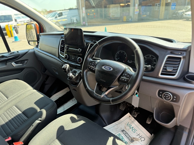 Ford Transit Custom 300 EcoBlue Limited - U2214
