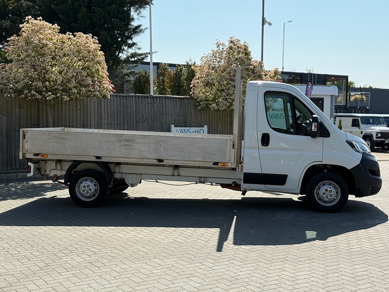 Peugeot Boxer 12 Ft Dropside BlueHDi 335 S - U2237