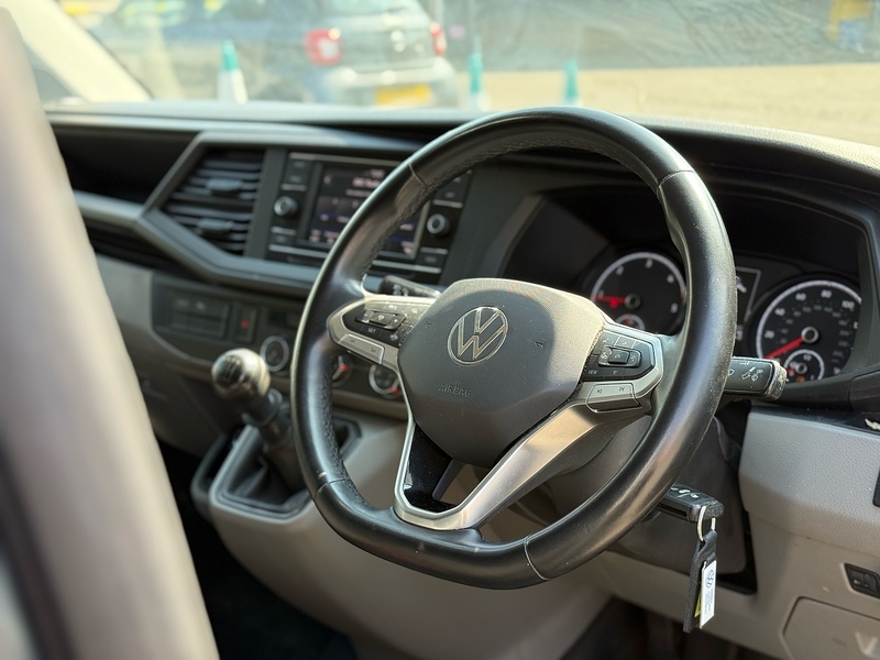 Volkswagen Transporter TDI T28 Highline - U2241