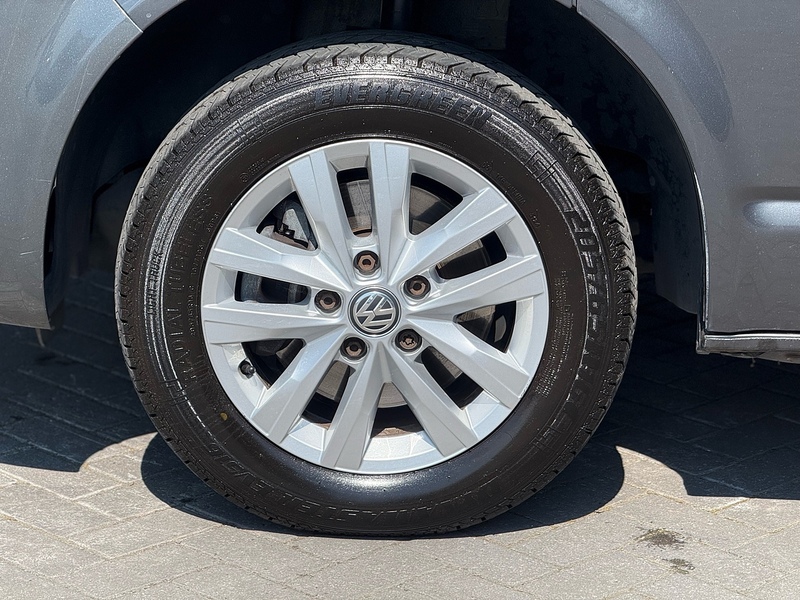 Volkswagen Transporter TDI T28 Highline - U2241