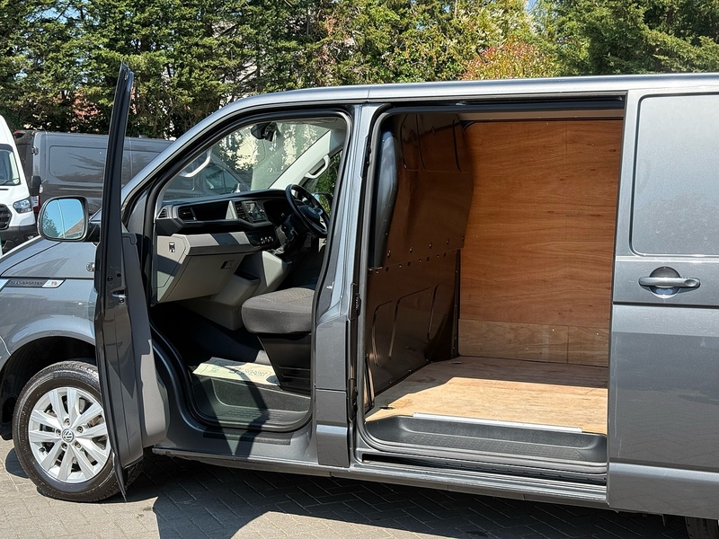 Volkswagen Transporter TDI T28 Highline - U2241