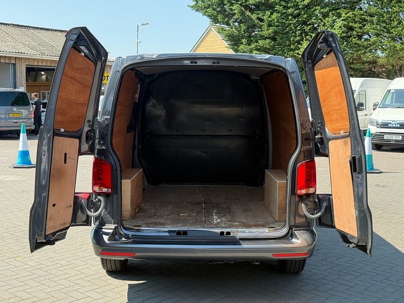 Volkswagen Transporter TDI T28 Highline - U2241