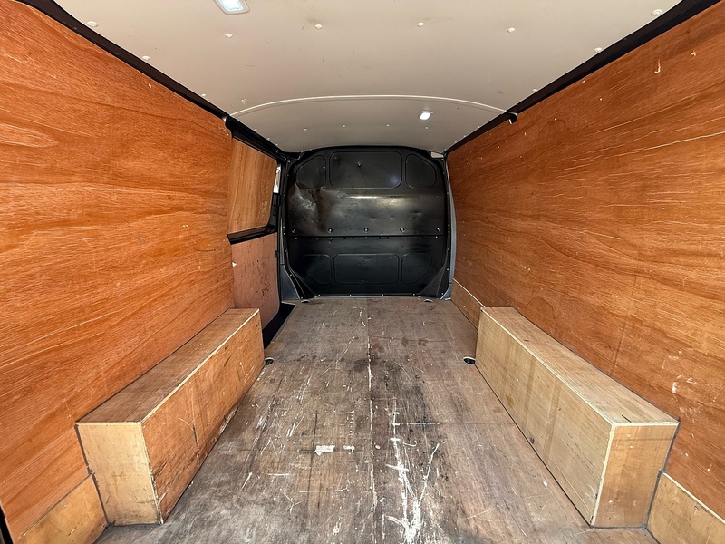 Volkswagen Transporter TDI T28 Highline - U2241