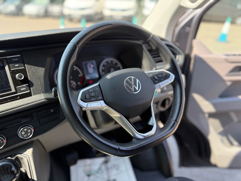 Volkswagen Transporter TDI T28 Highline - U2241