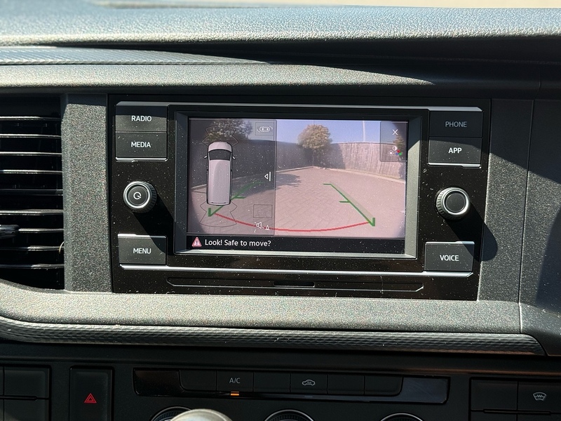 Volkswagen Transporter TDI T28 Highline - U2241