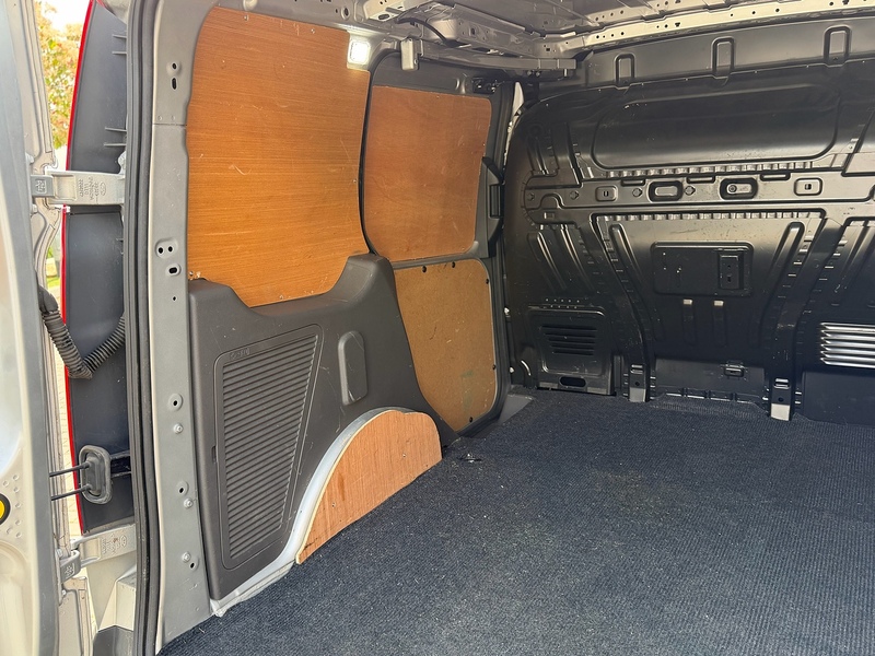 Ford Transit Connect 240 EcoBlue Limited - U2255